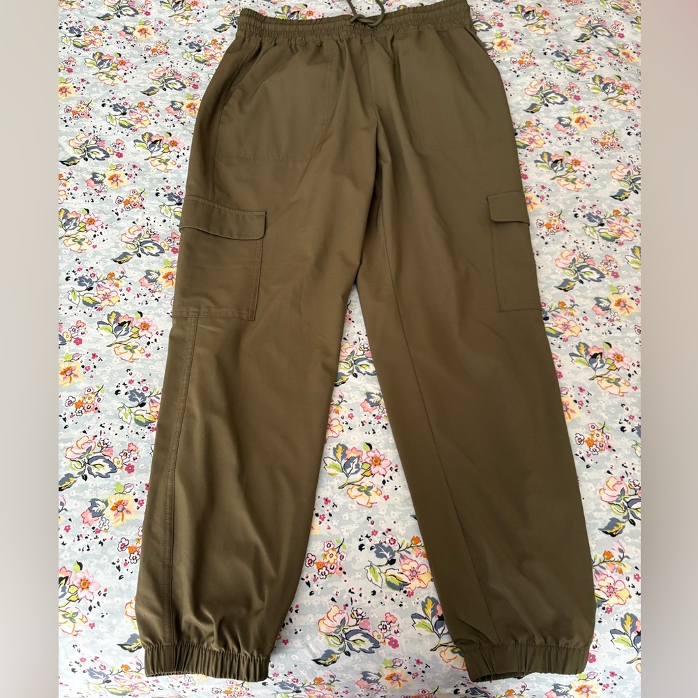 Old Navy Stretchtech Cargo Pants